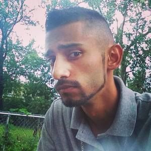 Meet your Posher, Emmanuel